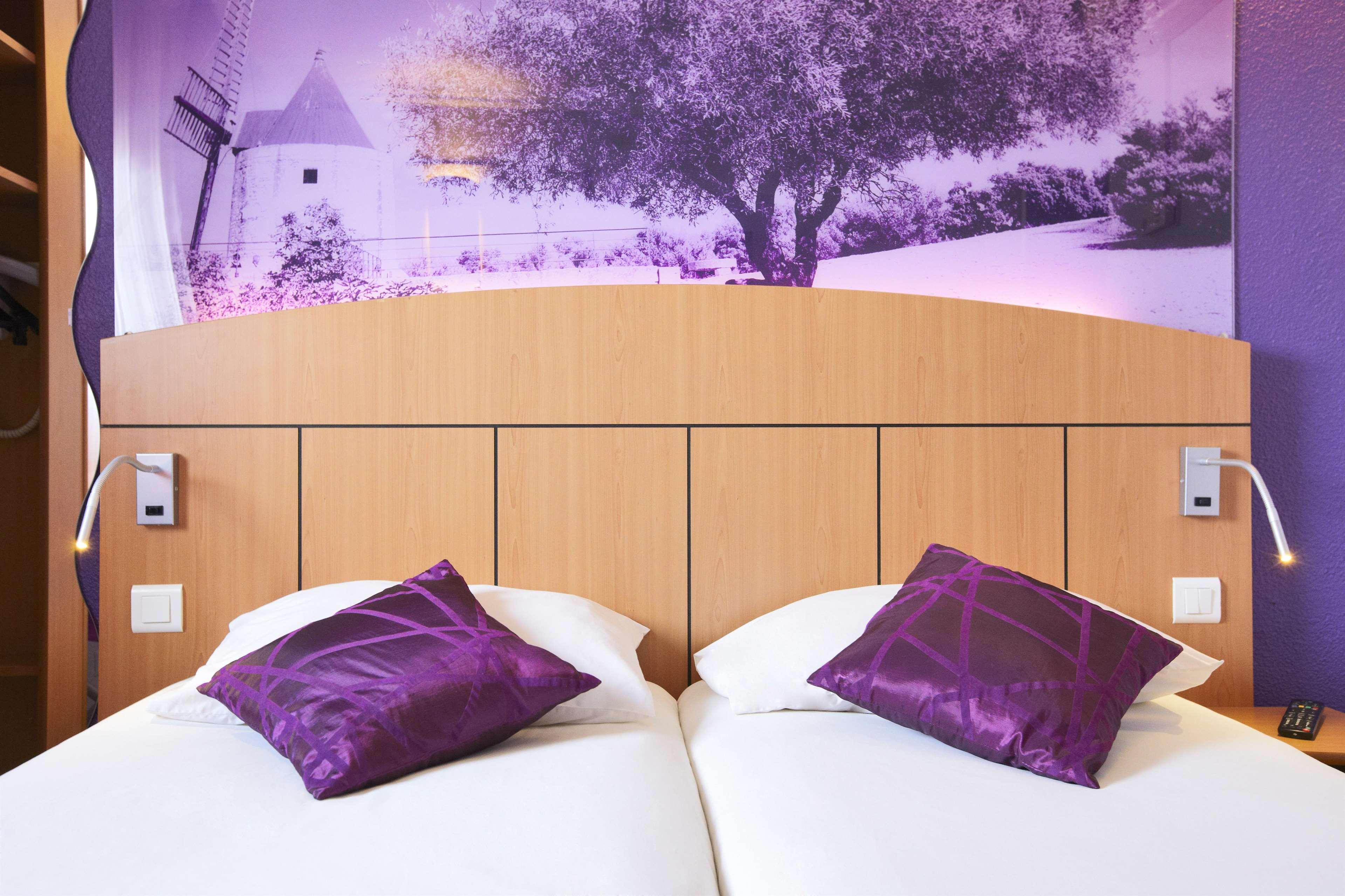 Kyriad Direct Арл Екстериор снимка